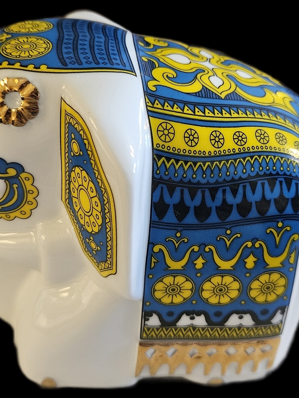 Porcelain Elephant Tea Caddy in Blue and Yellow with Gold Accents Sri Lanka.